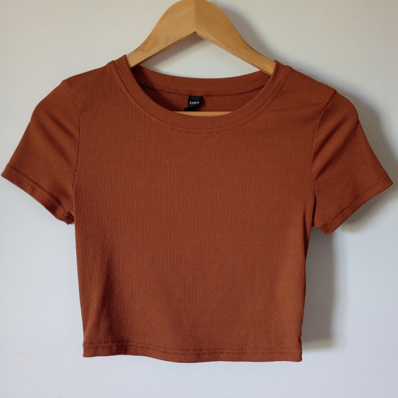Short Sleeve Ribbed Cropped Tops - Set Of 5 Size M/L (Juniors) - Picture 6 of 6